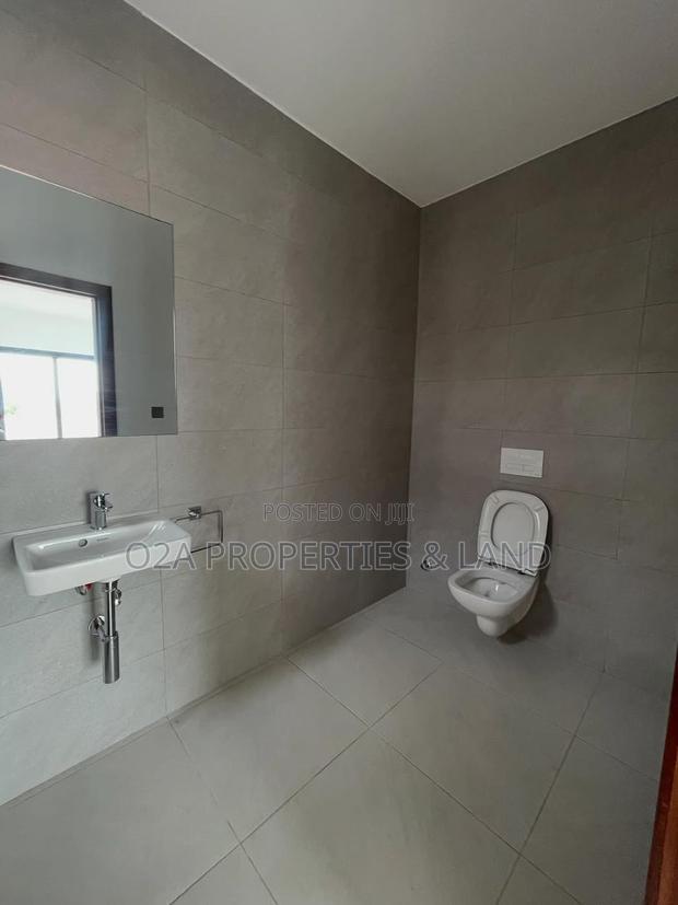 4bdrm House in Cantomments, Acquinas for sale photo 11