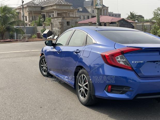 Honda Civic 2016 Blue