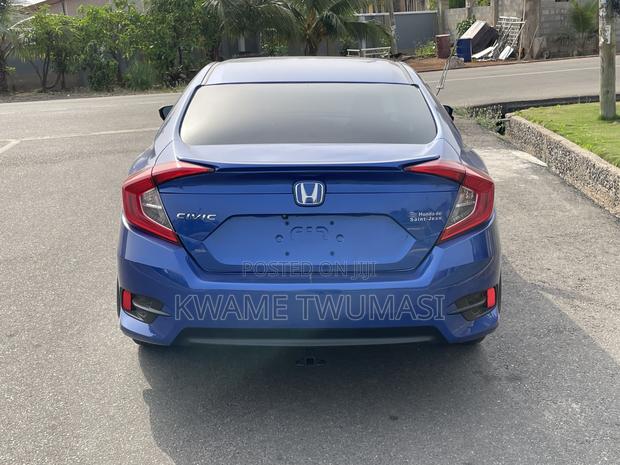 Honda Civic 2016 Blue