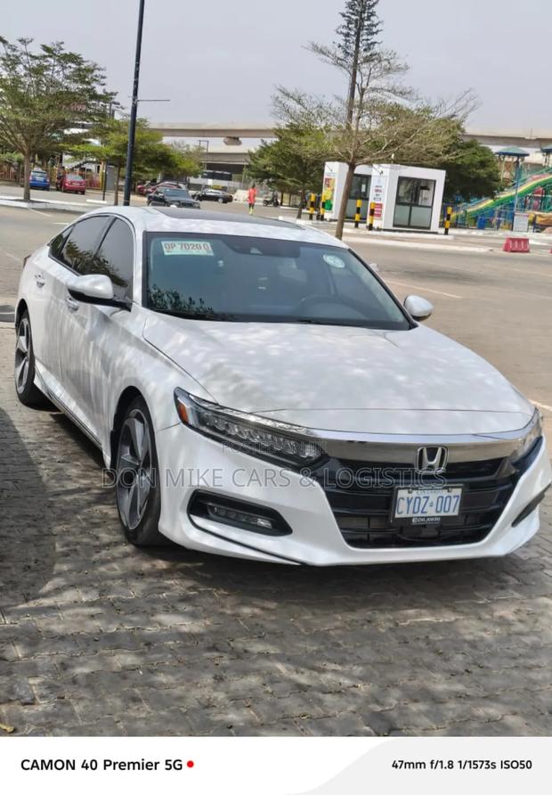 Honda Accord Sport (2.0L 4cyl Turbo 10A) 2019 White photo 8