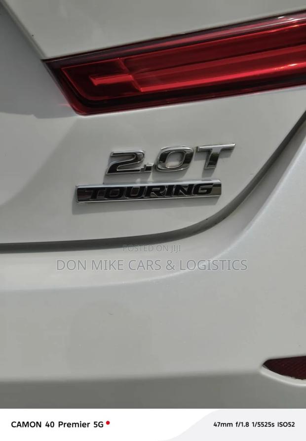 Honda Accord Sport (2.0L 4cyl Turbo 10A) 2019 White photo 11
