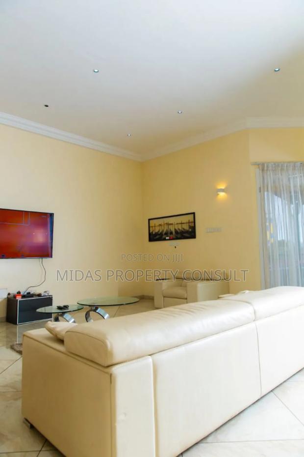 Furnished 3bdrm Apartment in Ridge for sale photo 9