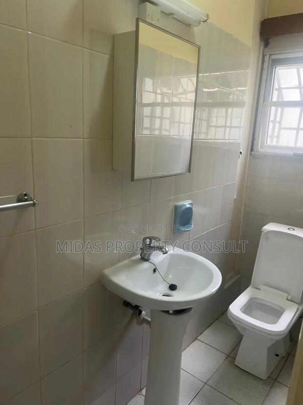 3bdrm House in Cantonment, Cantonments for rent photo 7