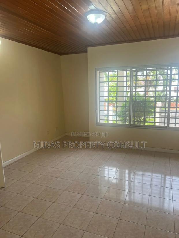3bdrm House in Cantonment, Cantonments for rent photo 10
