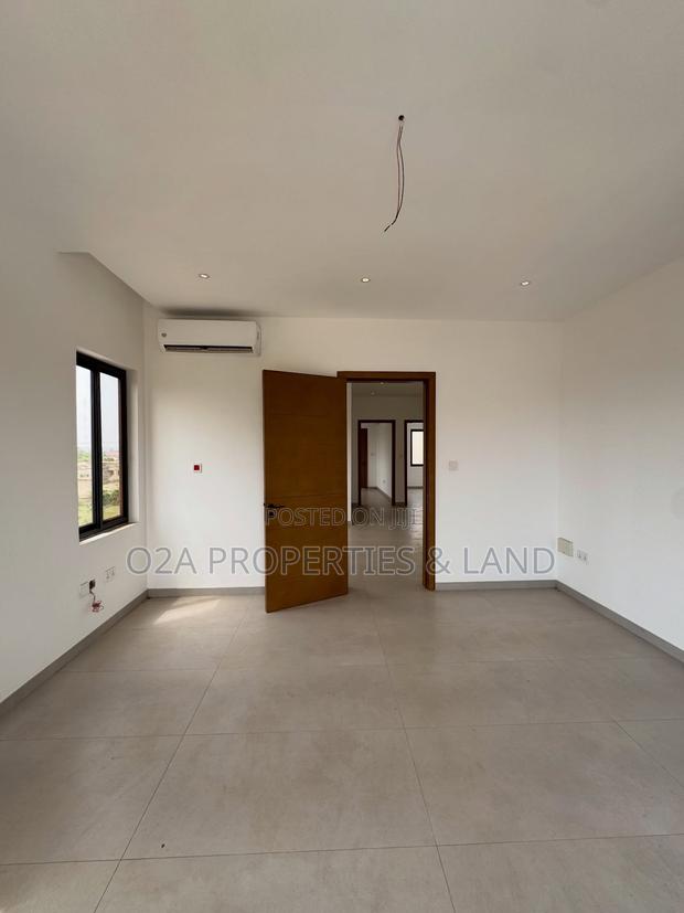 3bdrm House in East Legon Hills for sale photo 8