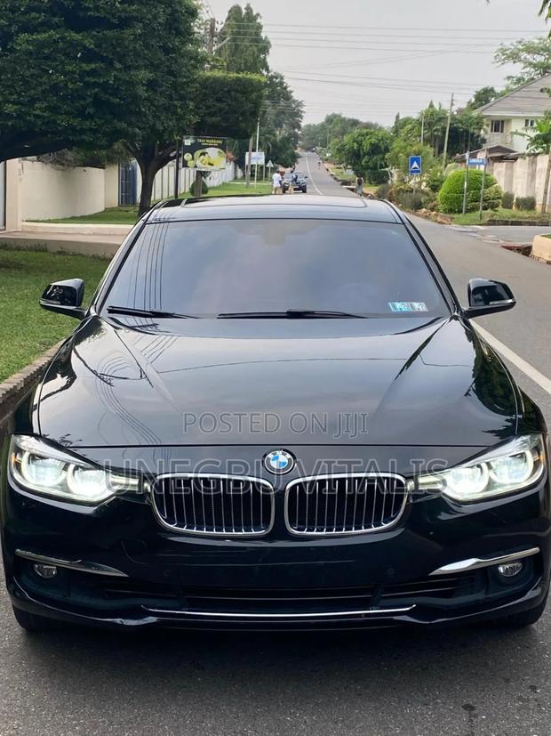 BMW 330i 2017 Black