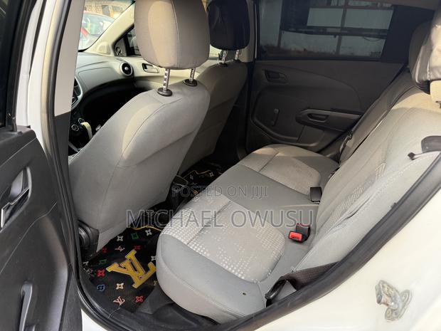 Chevrolet Sonic 2017 White