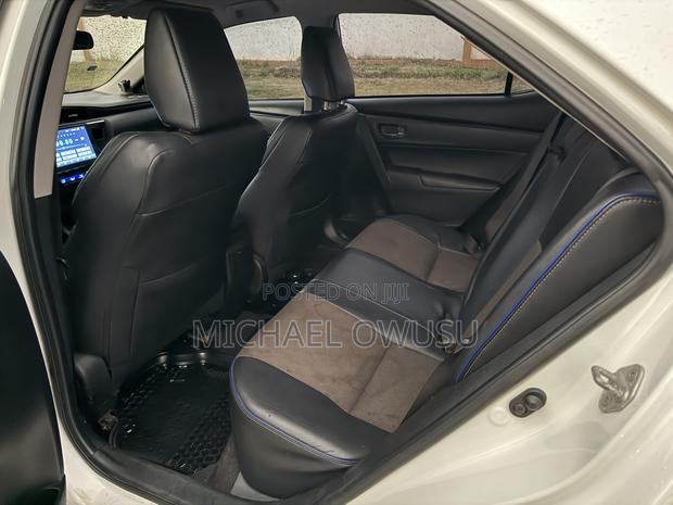 Toyota Corolla 2017 White