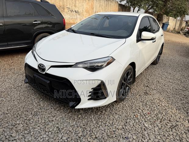 Toyota Corolla 2017 White