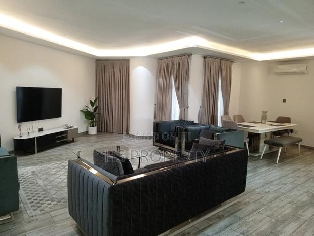 Furnished 3bdrm Penthouse in East Legon for rent