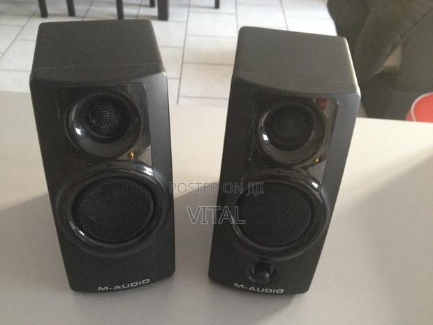 Studio Monitor /M-Audio Av 20 photo 3