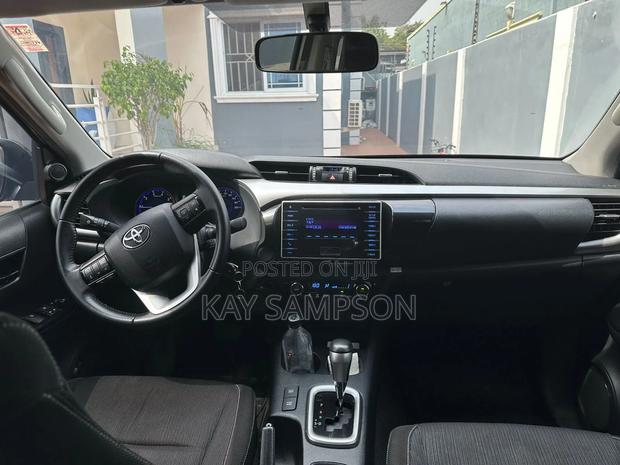 Toyota Hilux Revo Double Cab Deisel 2.4 AWD 2020 Silver