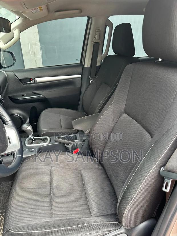 Toyota Hilux Revo Double Cab Deisel 2.4 AWD 2020 Silver