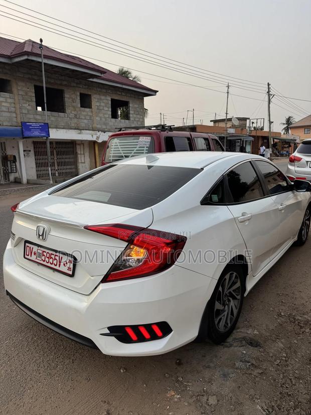 Honda Civic EX 4dr Sedan (2.0L 4cyl) 2017 White