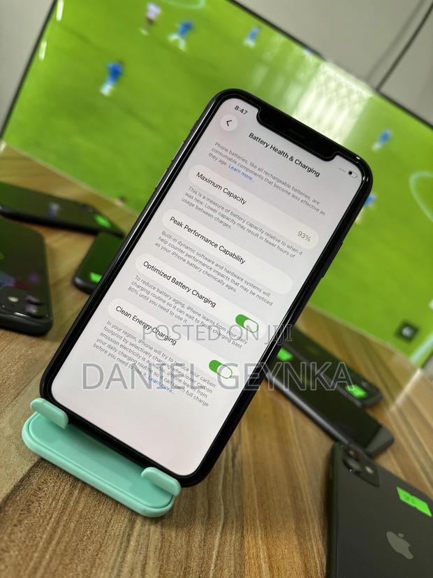 Apple iPhone 11 64 GB Black