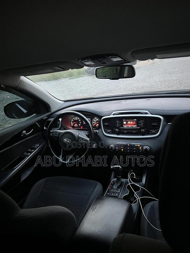 Kia Sorento 4dr SUV 2016 Burgundy photo 4