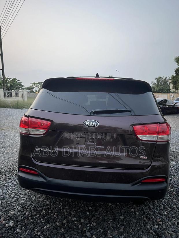 Kia Sorento 4dr SUV 2016 Burgundy photo 8