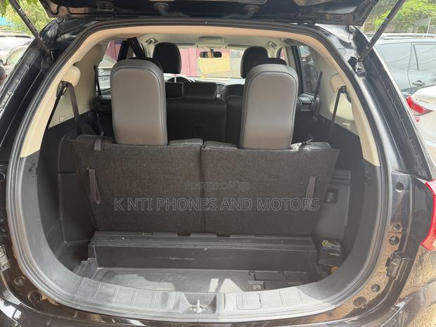 Mitsubishi Outlander 2.0 PHEV AWD 2019 Black photo 5