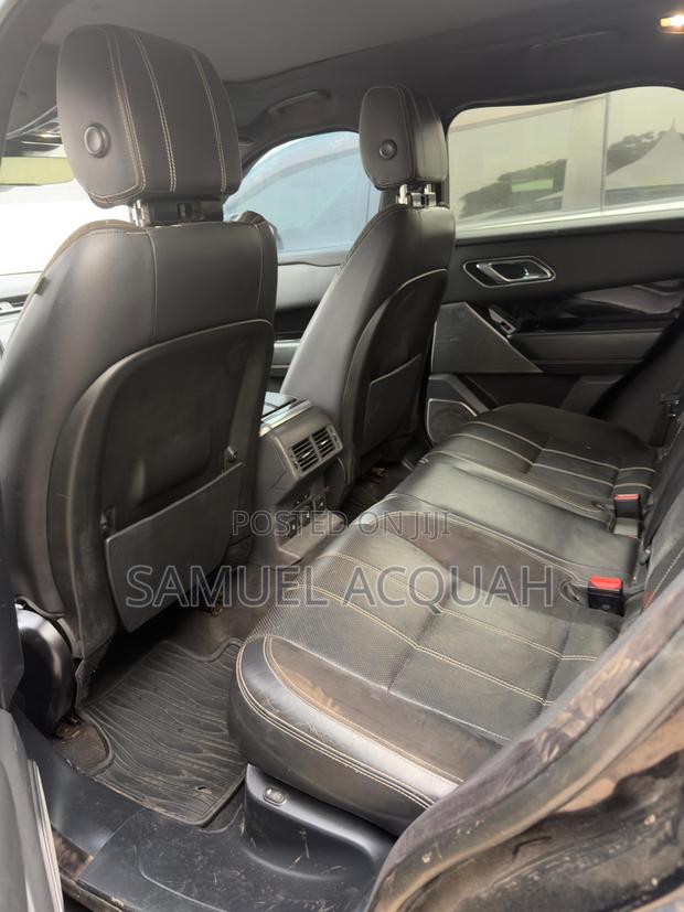 Land Rover Range Rover Velar P250 HSE R-Dynamic 4x4 2018 Black photo 4
