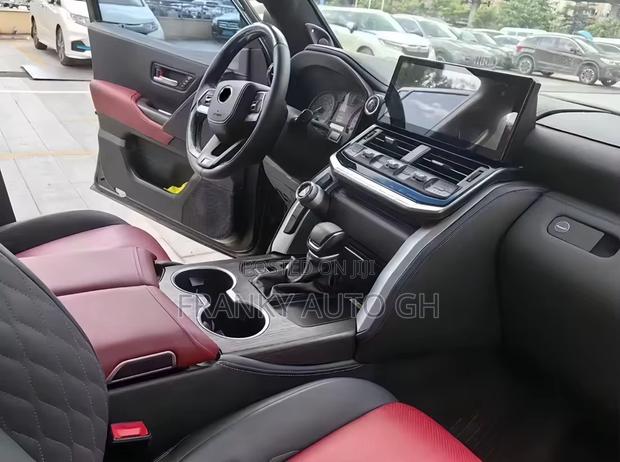 Toyota Land Cruiser 200-300 Interior Upgrade Kits photo 5