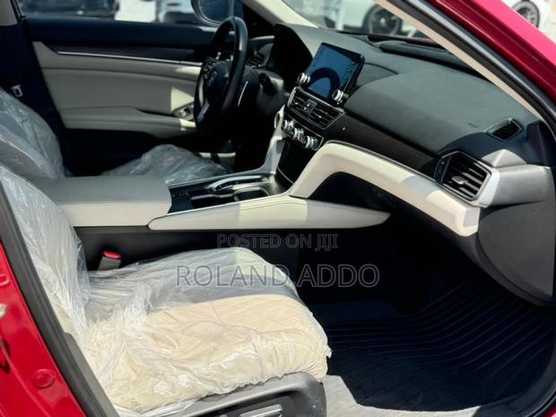 Honda Accord 2021 Red photo 6