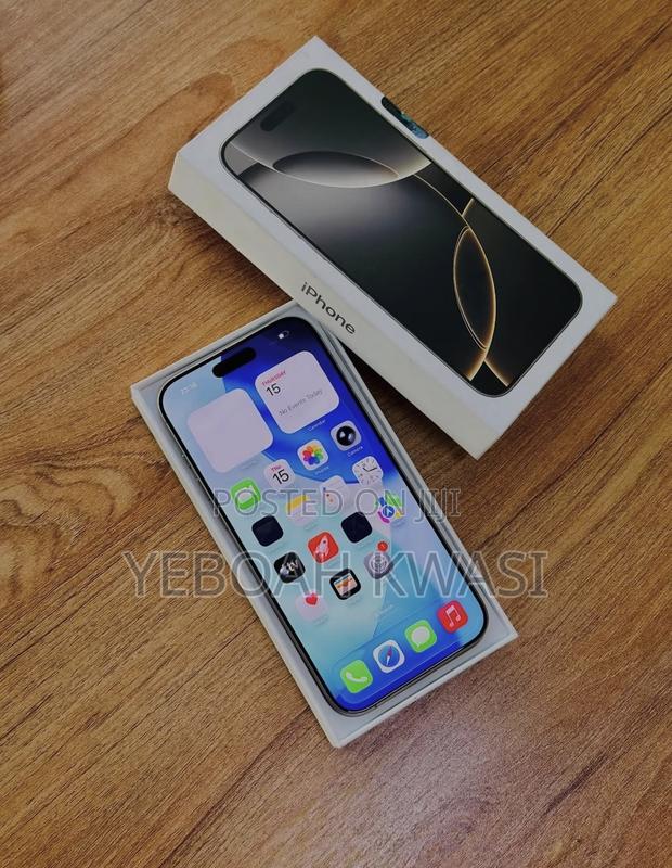 New Apple iPhone 16 Pro Max 256 GB Silver