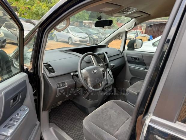 Toyota Voxy 2010 Black photo 3
