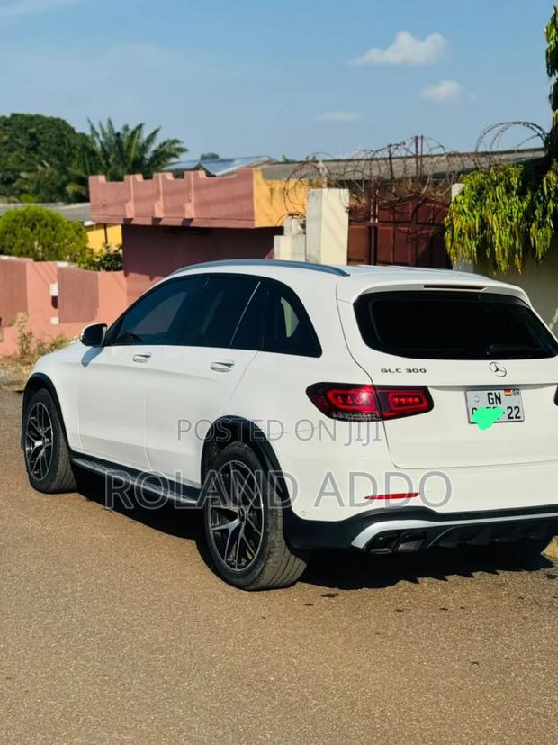 Mercedes-Benz GLC-Class 2021 White photo 2