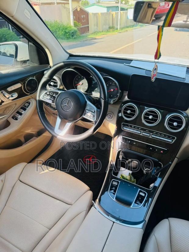 Mercedes-Benz GLC-Class 2021 White photo 4