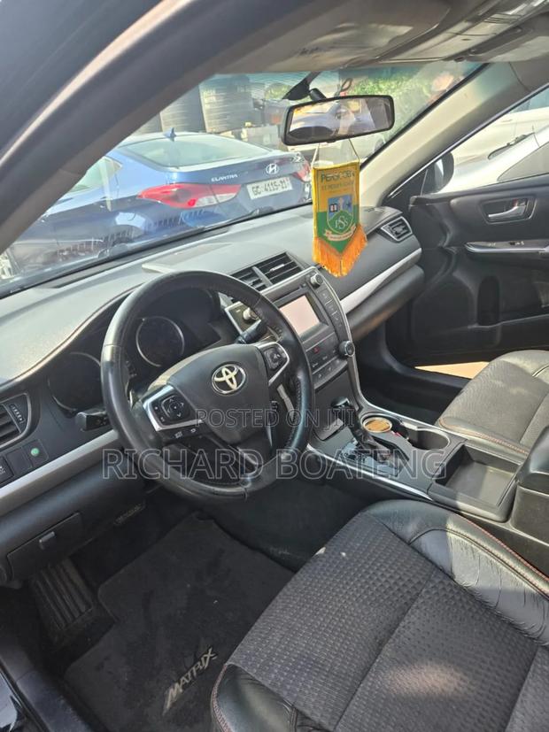 Toyota Camry XSE 4dr Sedan (2.5L 4cyl 6A) 2015 Black photo 3
