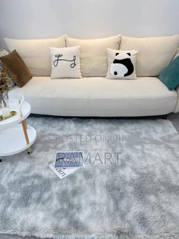 Fluffy Carpet photo 7