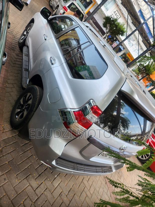 Toyota Land Cruiser Prado 2.7 VVT-i 2015 Silver