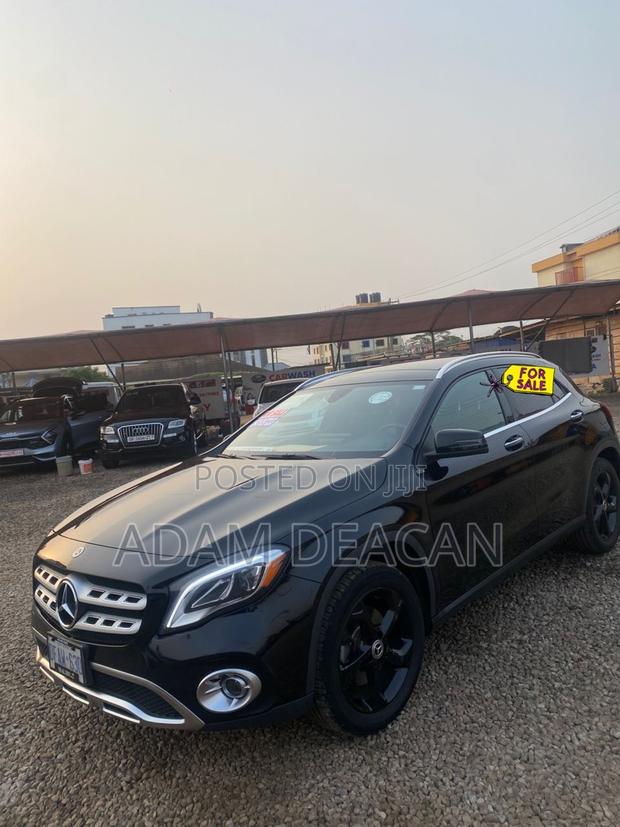 Mercedes-Benz GLA 250 2020 Black