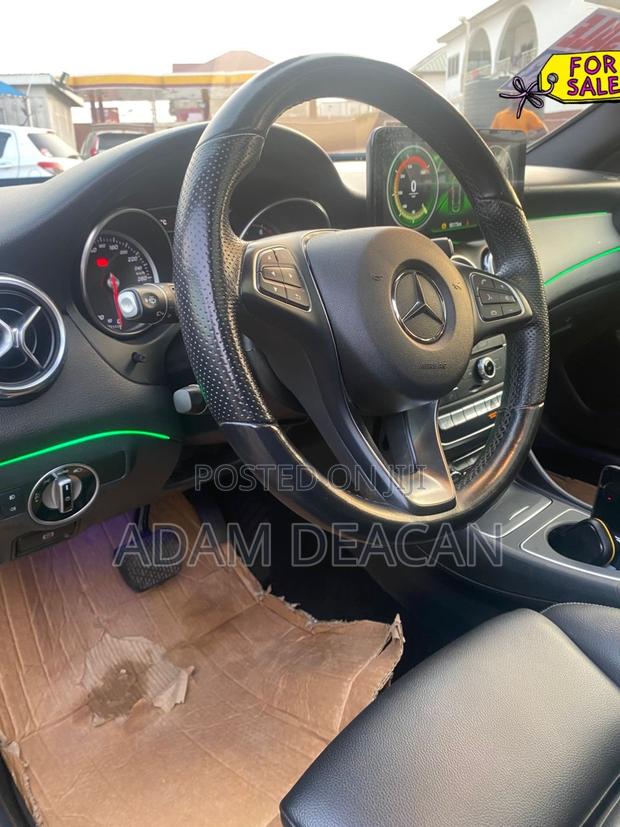 Mercedes-Benz GLA 250 2020 Black