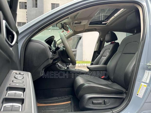 Honda Civic Touring 2022 Gray photo 6