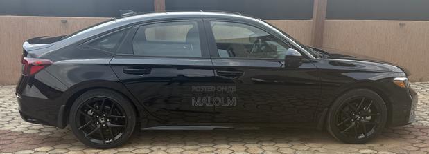 Honda Civic Sport CVT 2025 Black photo 3
