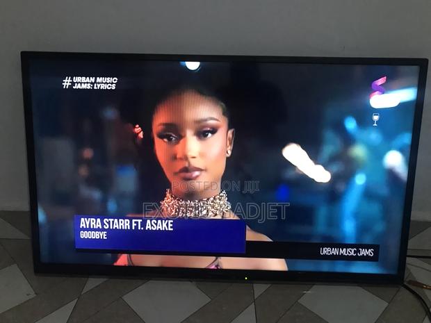 40inches Digital Panasonic Tv photo 4