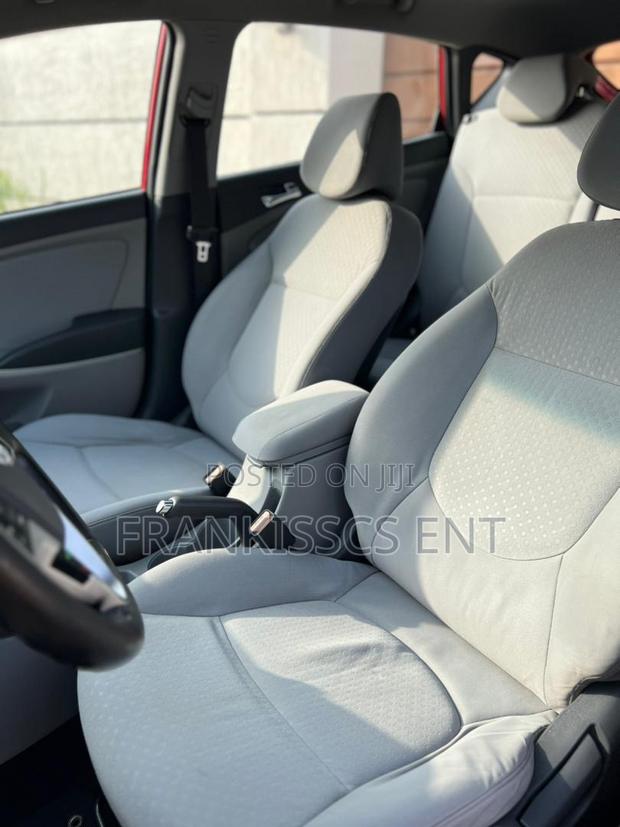 Hyundai Accent 2014 Red photo 5
