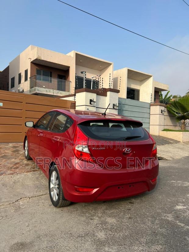 Hyundai Accent 2014 Red photo 6
