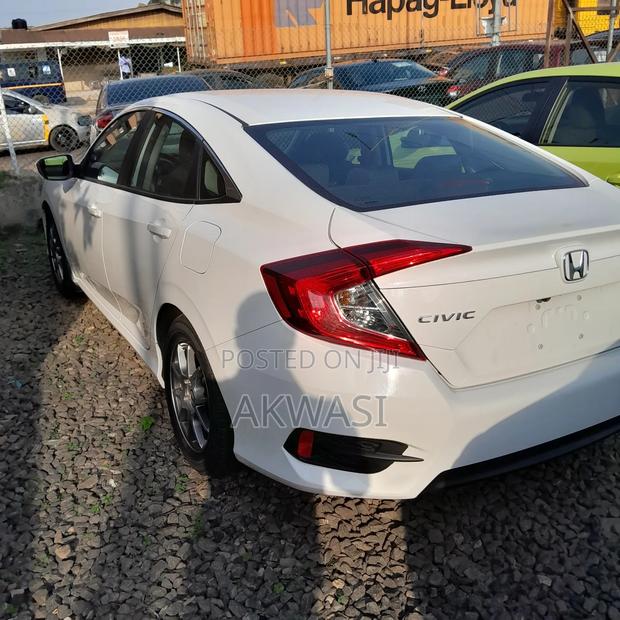 Honda Civic Sport Coupe 2019 White
