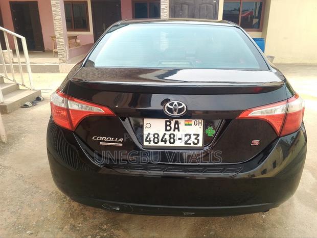 Toyota Corolla S 4dr Sedan (1.8L 4cyl CVT) 2016 Black