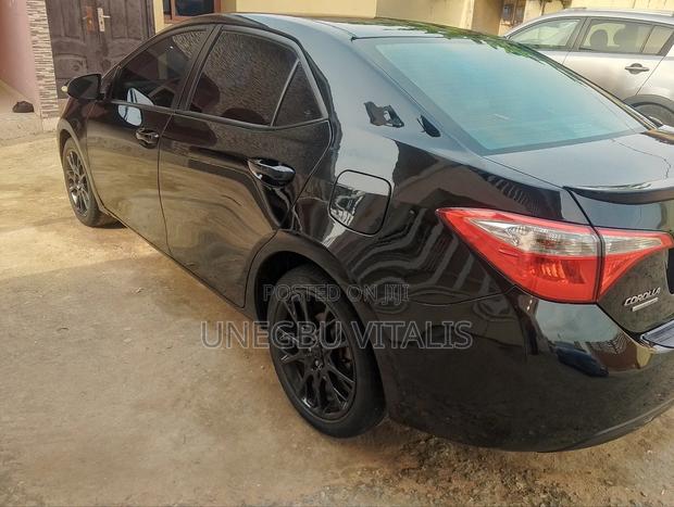Toyota Corolla S 4dr Sedan (1.8L 4cyl CVT) 2016 Black