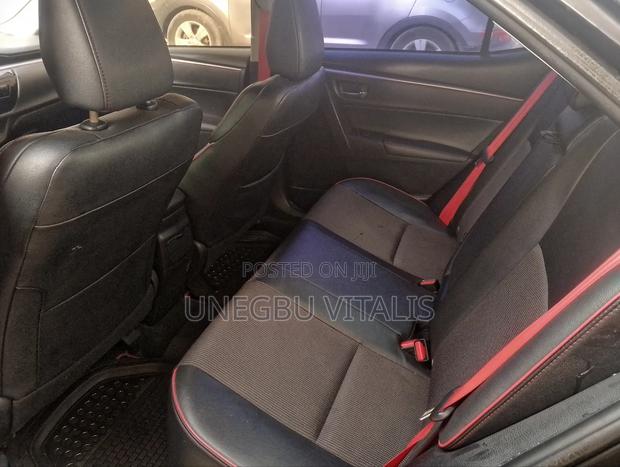 Toyota Corolla S 4dr Sedan (1.8L 4cyl CVT) 2016 Black