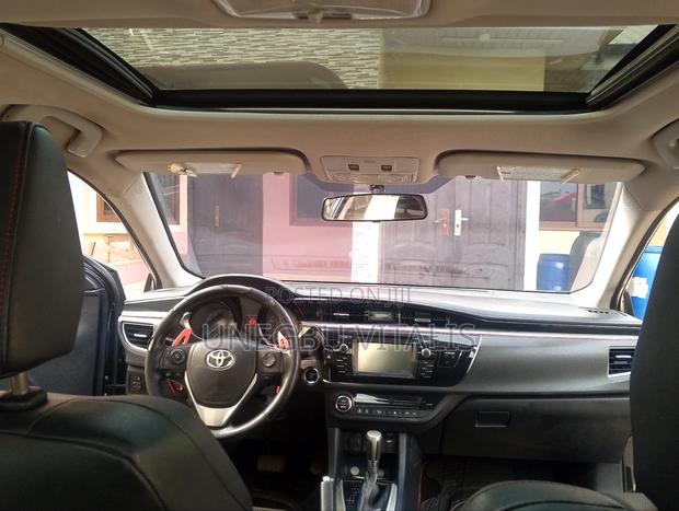 Toyota Corolla S 4dr Sedan (1.8L 4cyl CVT) 2016 Black