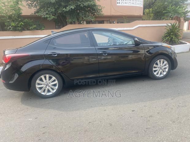 Hyundai Elantra SE 4dr Sedan (1.8L 4cyl 6M) 2015 Black photo 2