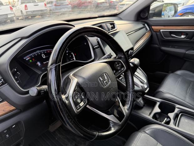 Honda CR-V Touring AWD 2018 White