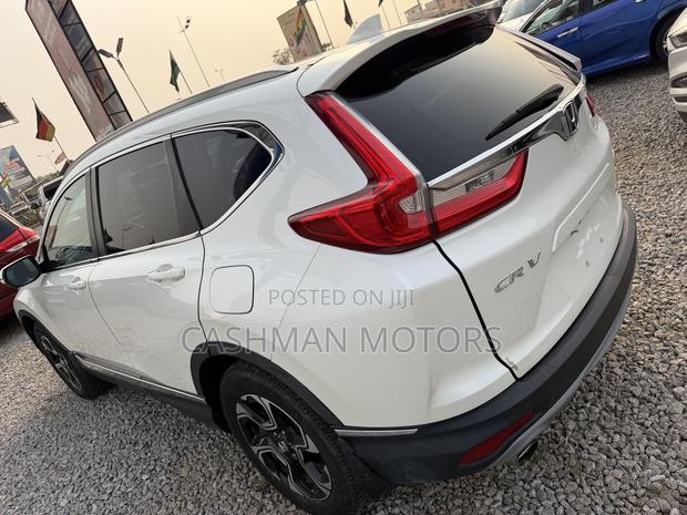 Honda CR-V Touring AWD 2018 White
