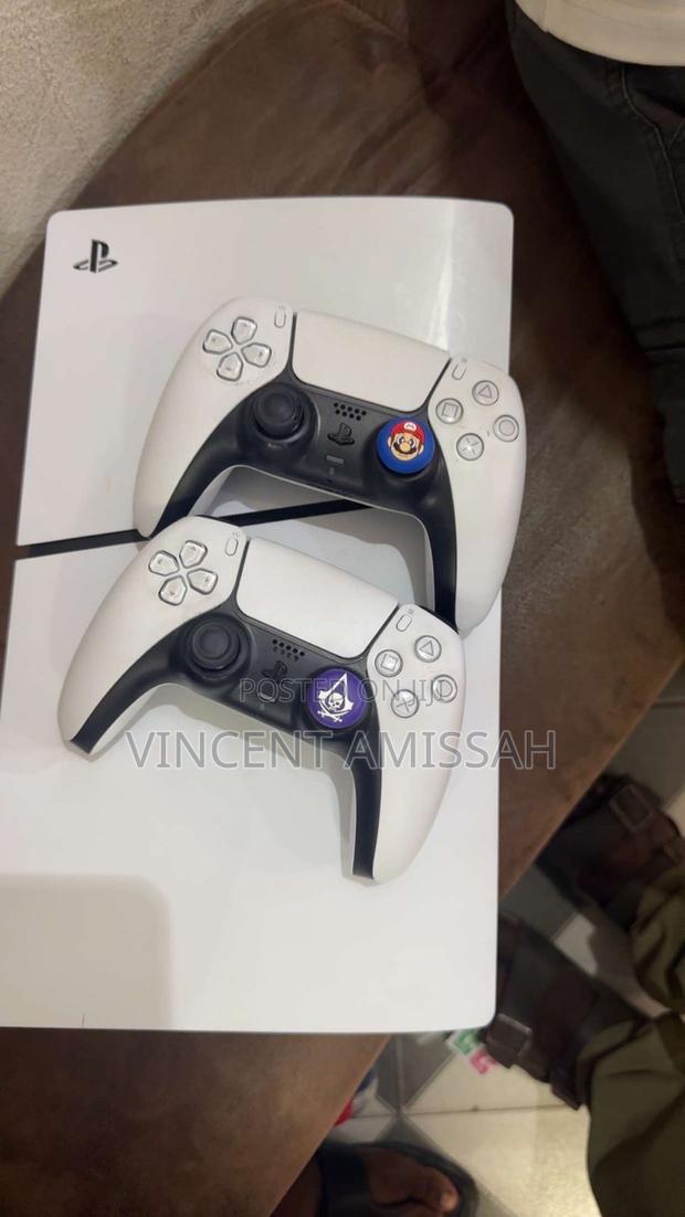 Ps5 Used Controllers photo 2