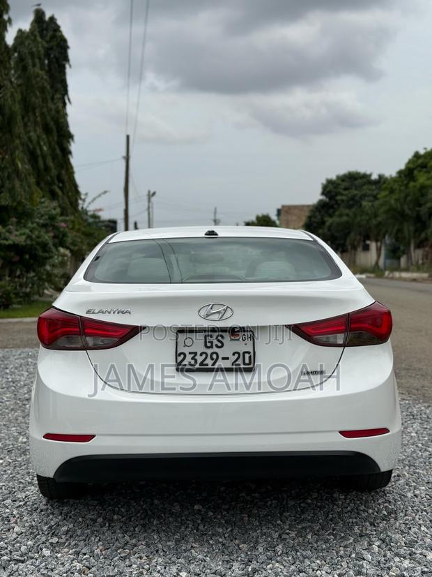 Hyundai Elantra 2014 White