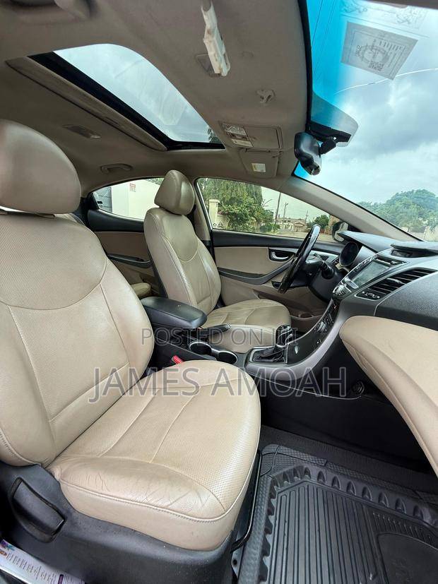 Hyundai Elantra 2014 White